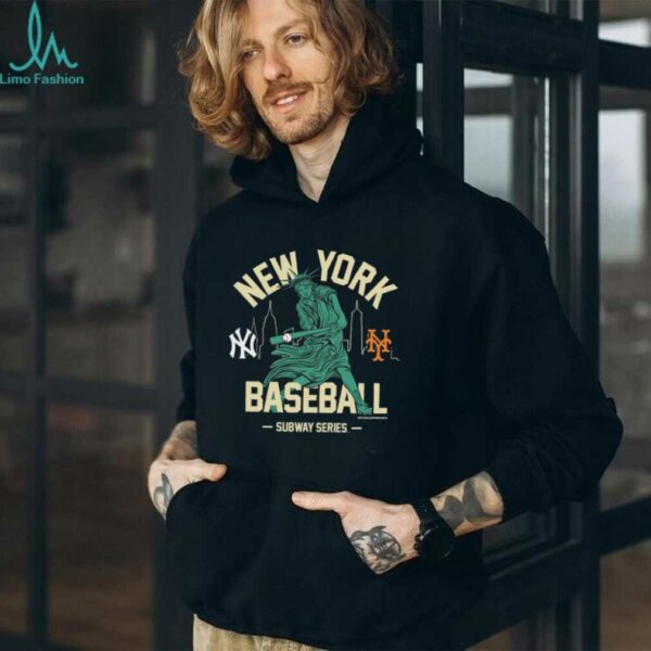 New York Yankees vs. New York Mets Mitchell & Ness Women’s Subway Series Swinging Liberty T Shirt