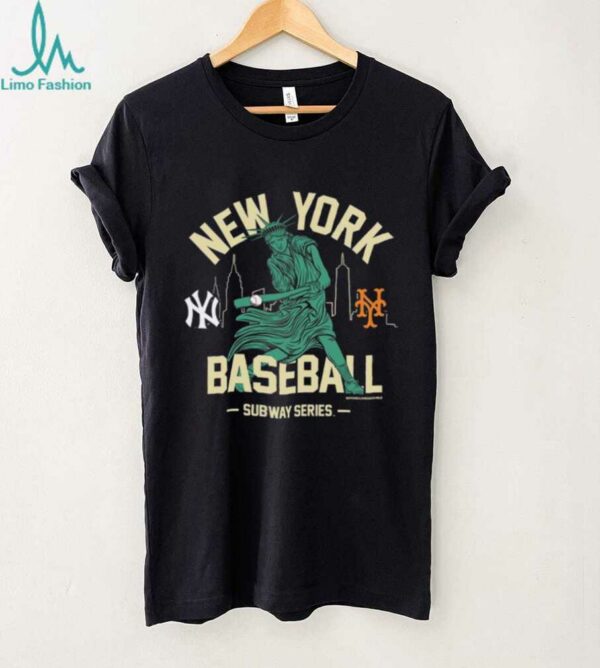 New York Yankees vs. New York Mets Mitchell & Ness Women’s Subway Series Swinging Liberty T Shirt