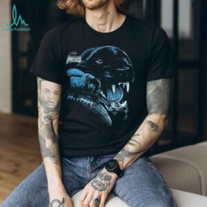 90's Carolina Panthers Realistic Panther Head NFL Vintage Logo Shirt