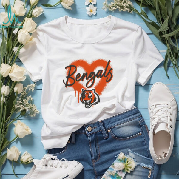 Cincinnati Bengals Outerstuff Girl’s Youth Spray Heart T Shirt