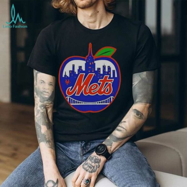 Funny New York Mets Apple T Shirt