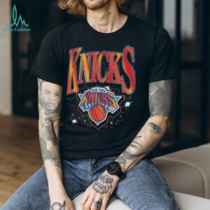 New York Knicks '47 Black Past Champs Collection Flashbulb Foundation T Shirt