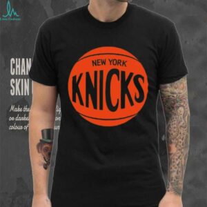 New York Knicks Mitchell & Ness Heather Charcoal Hardwood Classics MVP Logo T Shirt