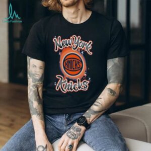 New York Knicks Outerstuff Blue Air Brush T Shirt