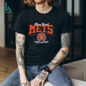 New York Mets Pro Standard Team Badge Top T Shirt