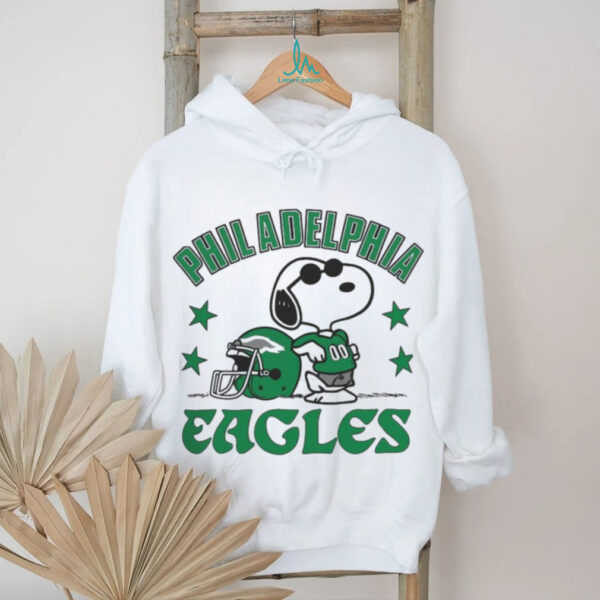Philadelphia Eagles Retro Snoopy Shirt