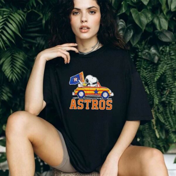 Snoopy and Woodstock driving car Houston Astros shirt
