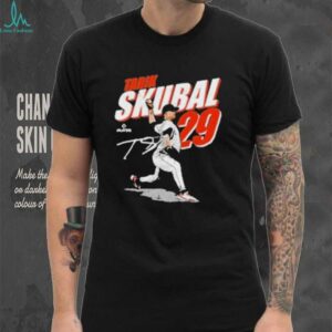 Tarik skubal 29 signature shirt