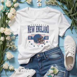 Vintage style New England Football shirt