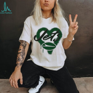 New York Jets Natural Spray Heart Boxy paint shirt
