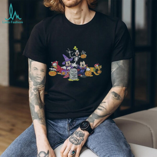 Disney’s Mickey Classic Halloween Friends Trick or Treat Tombstone Men’s Tee Shirt