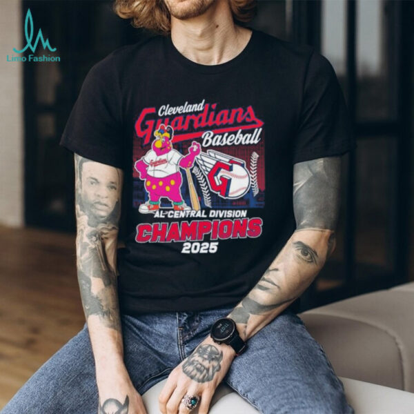 Official Cleveland Guardians Mascot 2025 AL Central Division Champions T Shirt