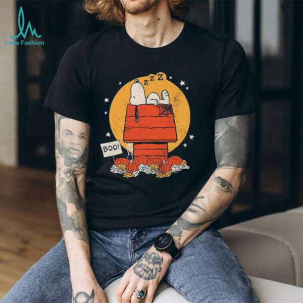 Peanuts Snoopy Halloween Dog House Graphic Tee