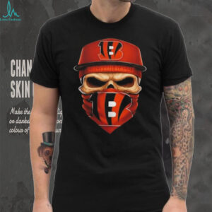 Skull wearing a face scarf Cincinnati Bengals football shirt