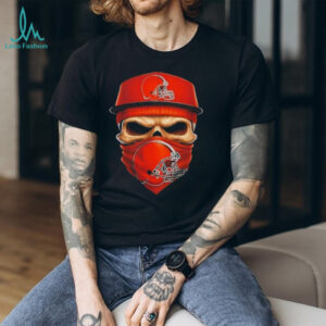 Skull wearing a face scarf Cleveland Browns football shirt