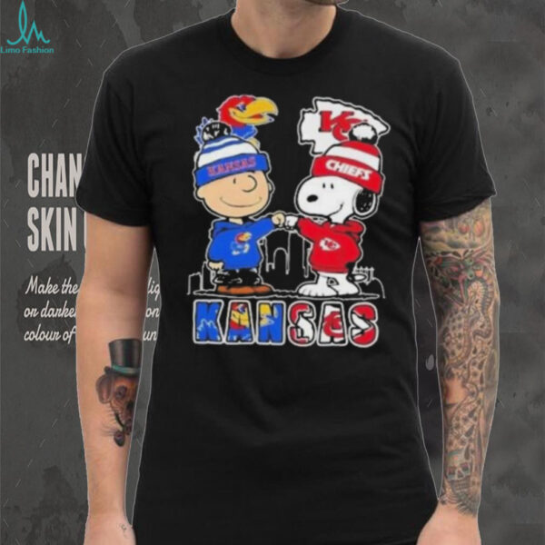 Snoopy X Charlie Brown Kansas Sports Jayhawks X Chiefs Skyline 2025 T shirt