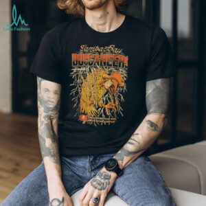 Tampa Bay Buccaneers Collaboration with win design company shirt