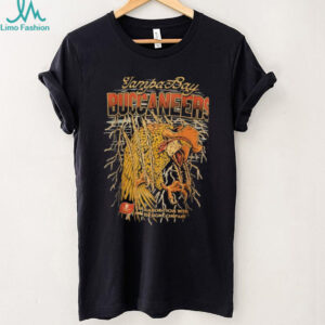 Tampa Bay Buccaneers Collaboration with win design company shirt