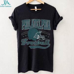 Vintage 90s Style Philadelphia Football Shirt, The Birds Game Day T Shirt (1)