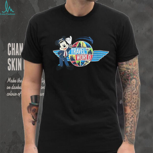 Walt Disney World soarin’ travel world Mickey Mouse shirt