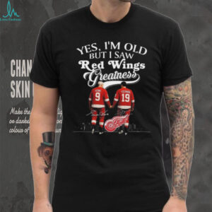 Yes I’m Old But I Saw Detroit Red Wings Greatness Howe And Yzerman Legends Signatures 2025 T shirt