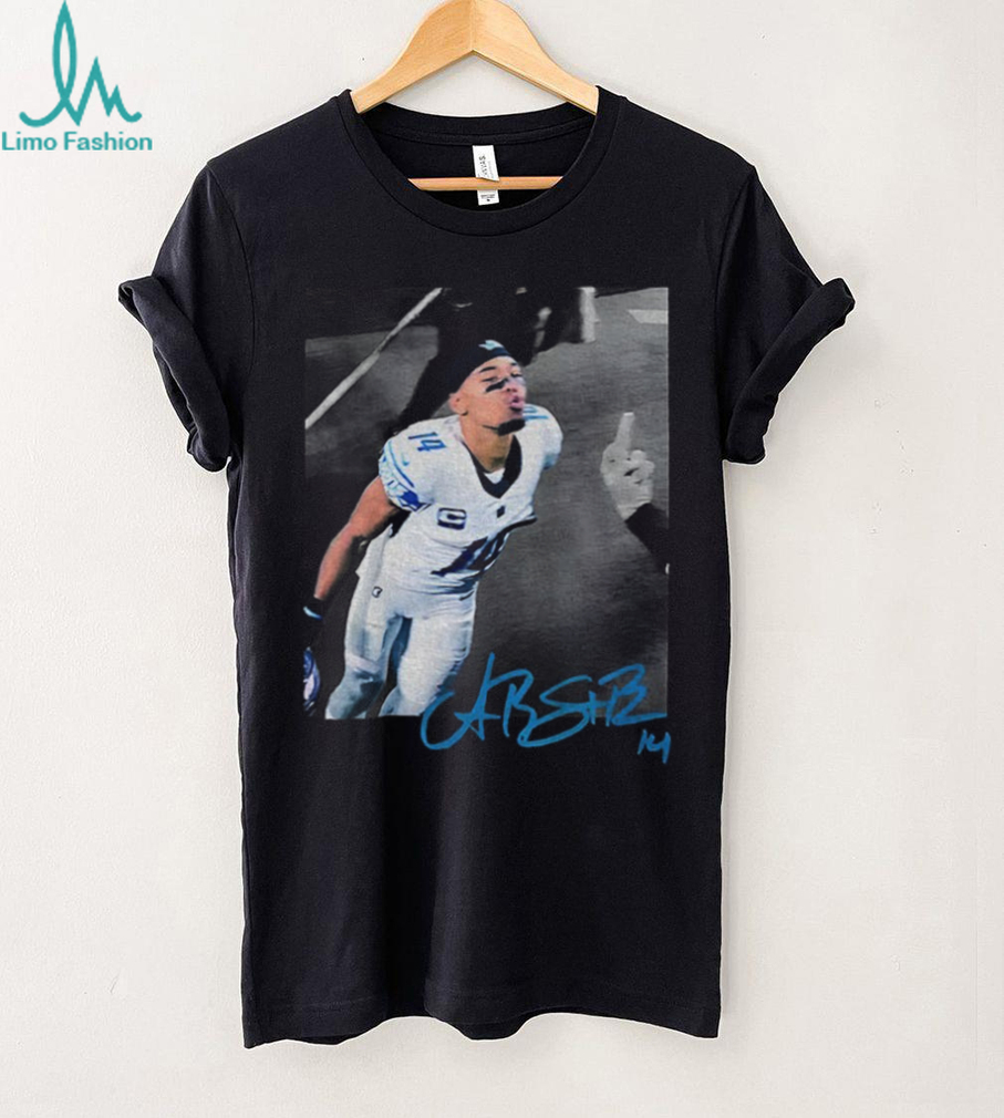 Amon Ra St. Brown kissing Detroit Lions NFL Football Game Day signature shirt Amon Ra St. Brown kissing Detroit Lions NFL Football Game Day signature shirt