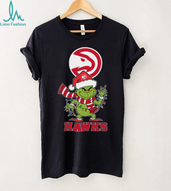 Atlanta Hawks Christmas Grinch Santa Hat Holiday 2025 TShirt