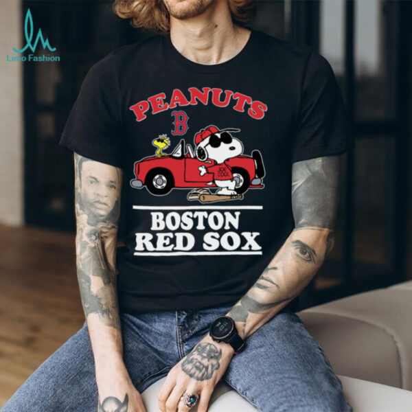 Boston Red Sox Snoopy Peanuts Car Baseball T Shirt