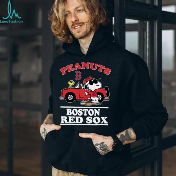 Boston Red Sox Snoopy Peanuts Car Baseball T Shirt