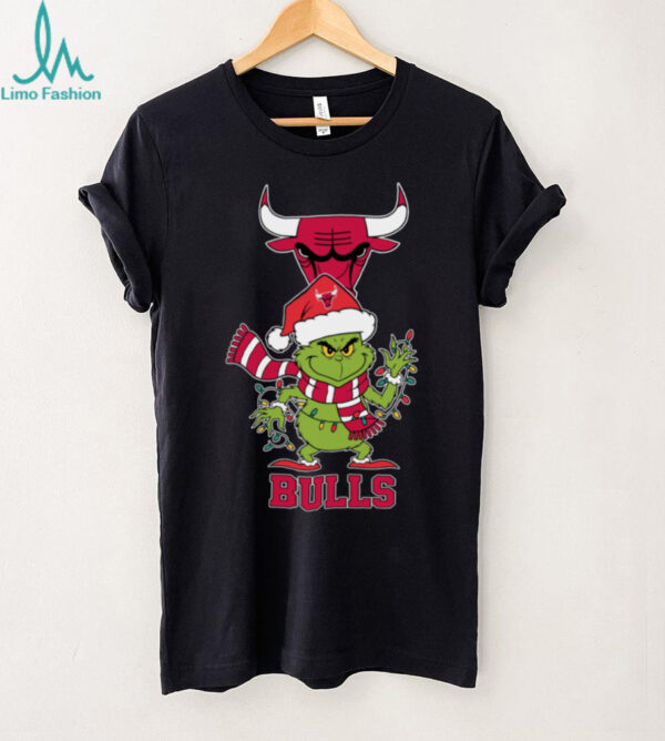 Chicago Bulls x Grinch Santa Lights NBA Christmas Shirt