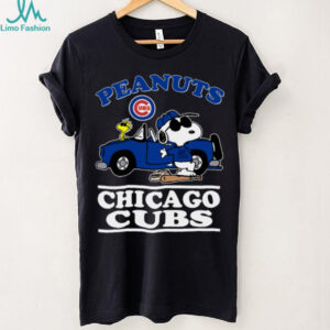 Chicago Cubs Snoopy Peanuts Car Baseball T Shirt