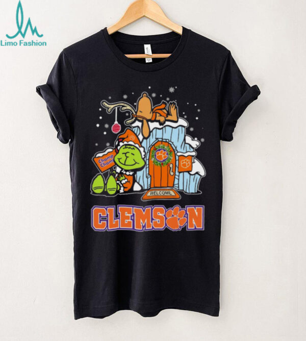 Clemson Tigers Grinch and Snoopy Nuts Welcome Christmas T Shirt