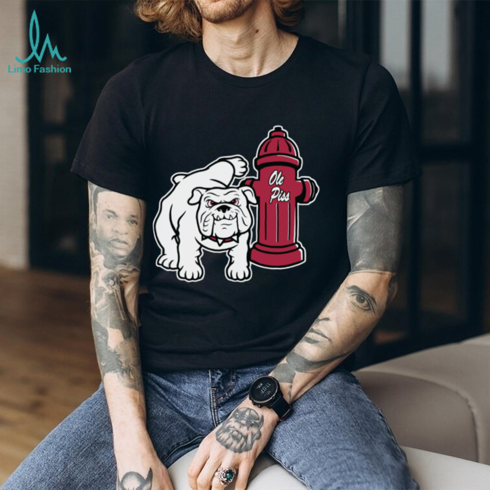 Georgia Bulldogs GA Hydrant Barstool Sports Football Tee Georgia Bulldogs GA Hydrant Barstool Sports Football Tee