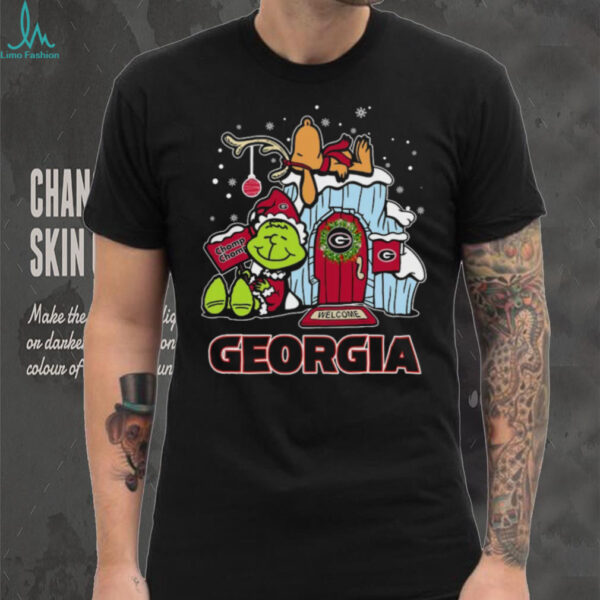 Georgia Bulldogs Grinch and Snoopy Nuts Welcome Christmas T Shirt