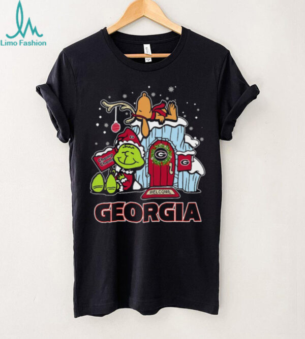 Georgia Bulldogs Grinch and Snoopy Nuts Welcome Christmas T Shirt