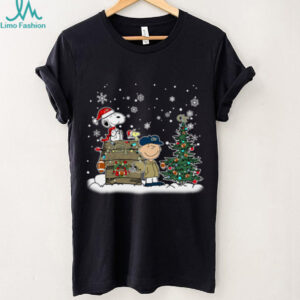 Georgia Tech Yellow Jackets Snoopy Charlie Brown Christmas Holiday T Shirt