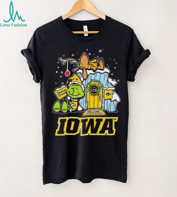 Iowa Hawkeyes Grinch and Snoopy Nuts Welcome Christmas T Shirt