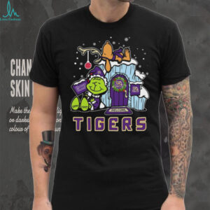 LSU Tigers Grinch and Snoopy Nuts Welcome Christmas T Shirt