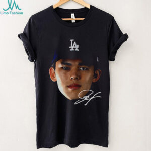 Los Angeles Dodgers 2025 Roki Sasaki big face signature shirt