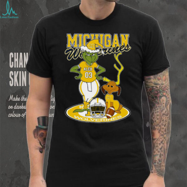 Michigan Wolverines Custom Grinch and Dog Christmas Shirt – NCAA Football Fan Tee – Personalized Holiday Gift & Game Day Wear