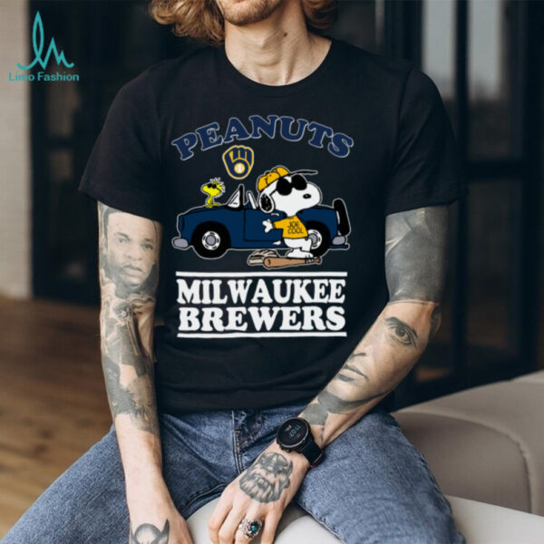 Milwaukee Brewers Snoopy Peanuts Car Baseball T Shirt