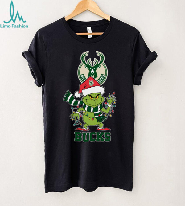 Milwaukee Bucks Christmas Grinch Santa Hat Holiday 2025 TShirt