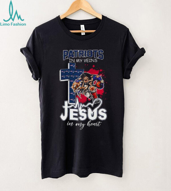 New England Patriots in my veins Jesus in my heart cross mascot shirt