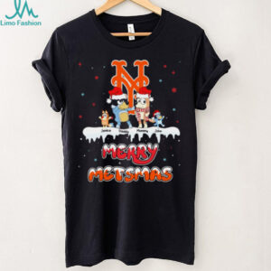 New York Mets Personalized Bluey Family Christmas Shirt – Custom MLB Tee – Holiday Baseball Fan Gift with Custom Name Design