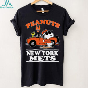 New York Mets Snoopy Peanuts Car Baseball T Shirt