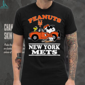 New York Mets Snoopy Peanuts Car Baseball T Shirt
