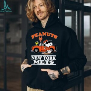 New York Mets Snoopy Peanuts Car Baseball T Shirt