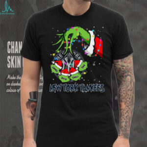New York Yankees Grinch Xmas Lights Tee – Personalized MLB Fan Shirt – Holiday Custom Name Baseball Gift