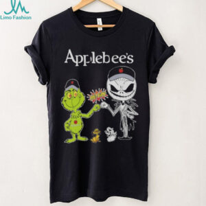 Official Applebee’s Merch Grinch And Jack Skellington Fist Bump Applebee’s Halloween Hoodie