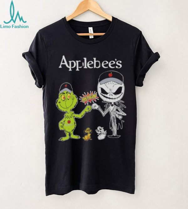 Official Applebee’s Merch Grinch And Jack Skellington Fist Bump Applebee’s Halloween Hoodie